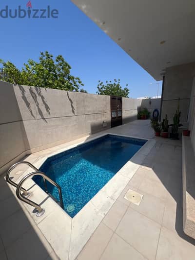 For Rent Private Villa at Saar Central With Elevator Pool with ewa