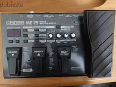 BOSS ME25 & AMPLIFIER SQUIER 10G