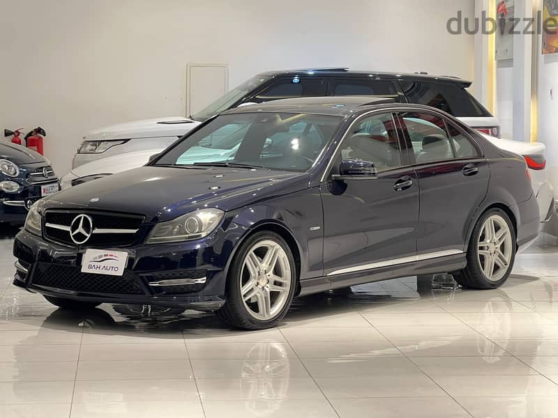 Mercedes-Benz C200 AMG MODEL 2012 FOR SALE 2