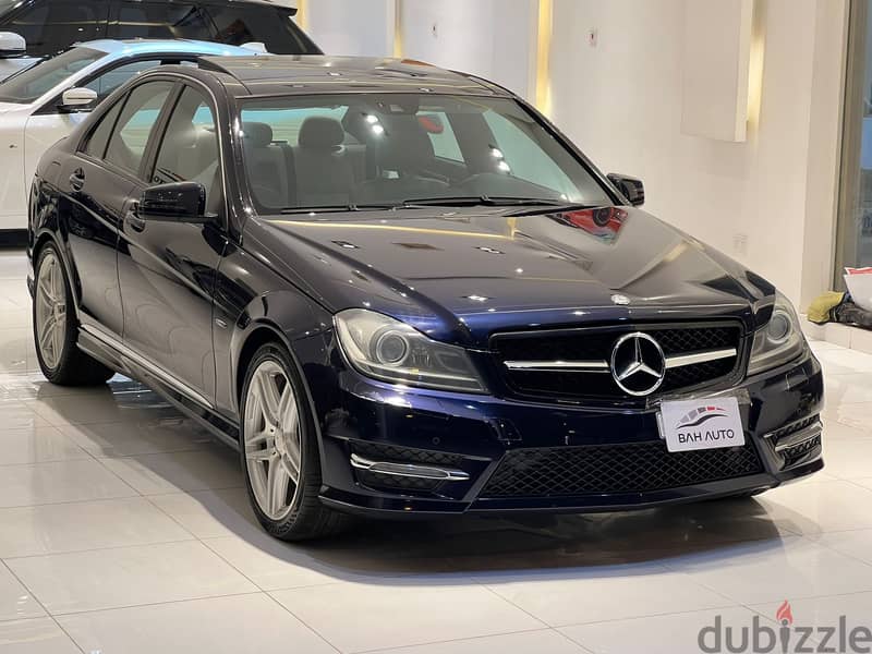 Mercedes-Benz C200 AMG MODEL 2012 FOR SALE 10