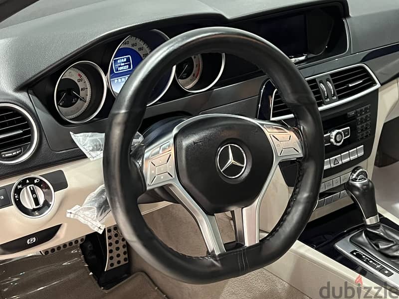 Mercedes-Benz C200 AMG MODEL 2012 FOR SALE 11