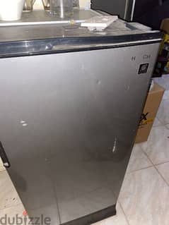 Hitachi refrigerator- freezer