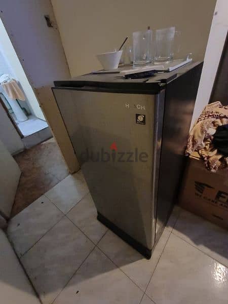 Hitachi refrigerator- freezer 1