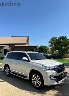 Toyota Land Cruiser 2018 VXS 77km only 0