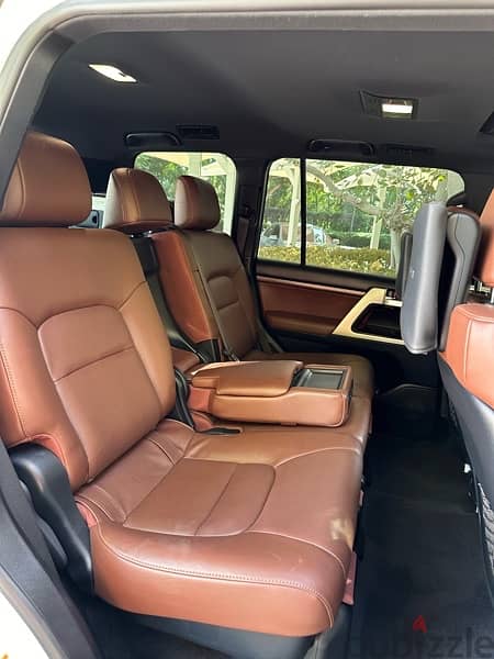 Toyota Land Cruiser 2018 VXS 77km only 8