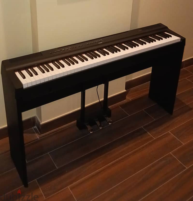 Yamaha Digital Piano P-125B 1