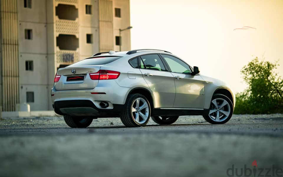 BMW X6 2012 Excellent Condition Silver 4