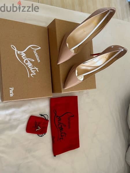 Nude/ beige heals Christian Louboutin 0