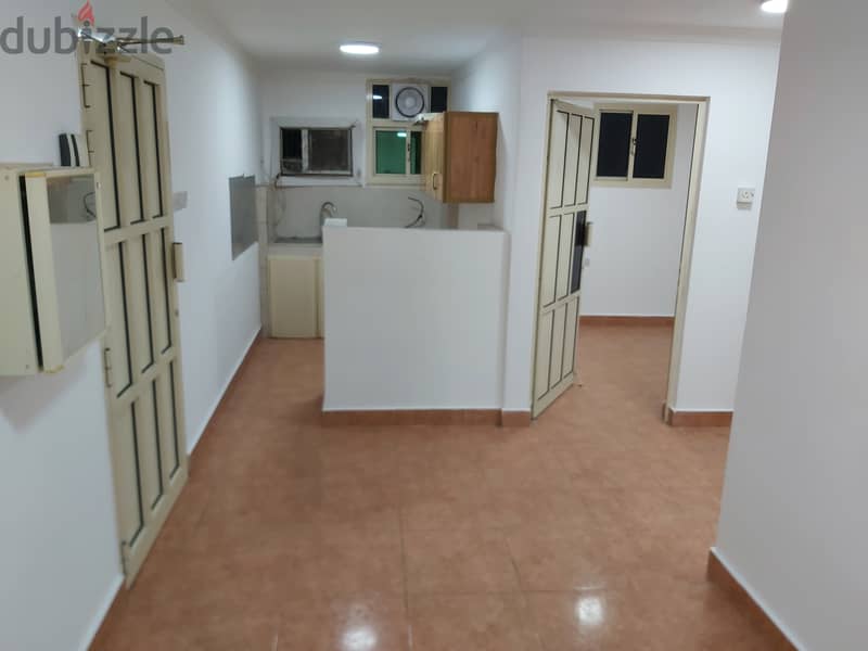 Flat for rent in bani jamrah near budaiya. 1