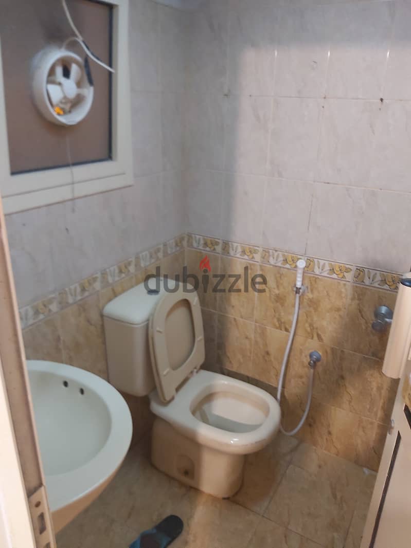 Flat for rent in bani jamrah near budaiya. 5