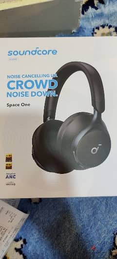 Soundcore Noise cancelling Headphone 0