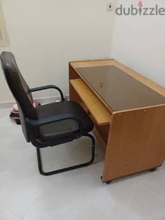 computer desk with chair