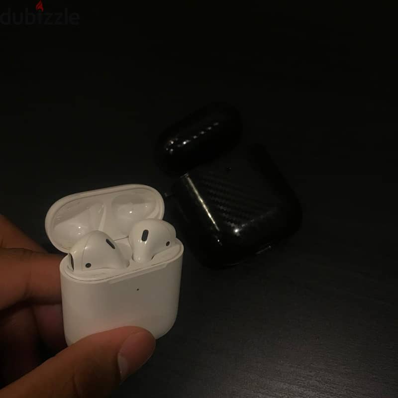 Apple AirPods 6