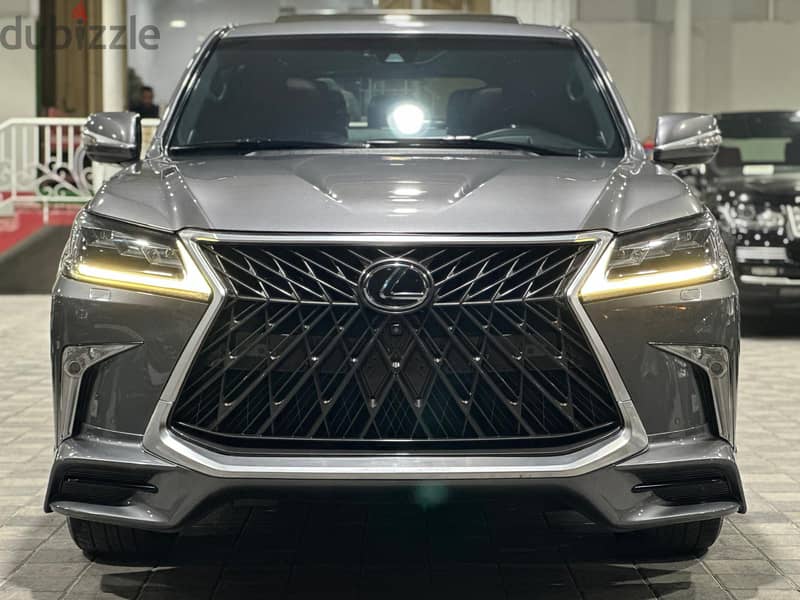 Lexus LX-Series 2016 1