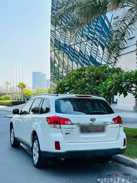 Subaru Outback 2012 model. Full option sunroof. Excellent condition 13