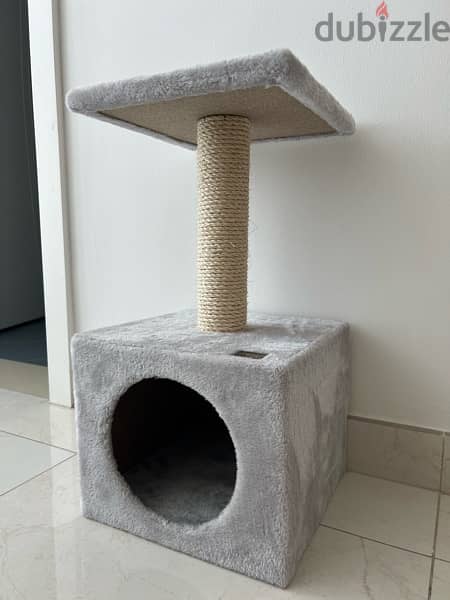 CAT HOUSE TREE 9