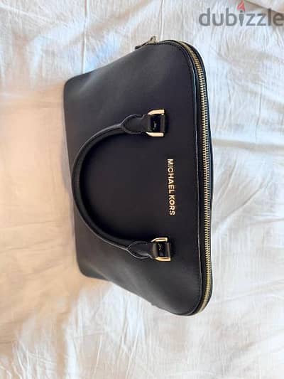 Pre-loved Michael Kors bag