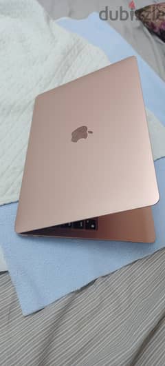 Apple Mac book air M1