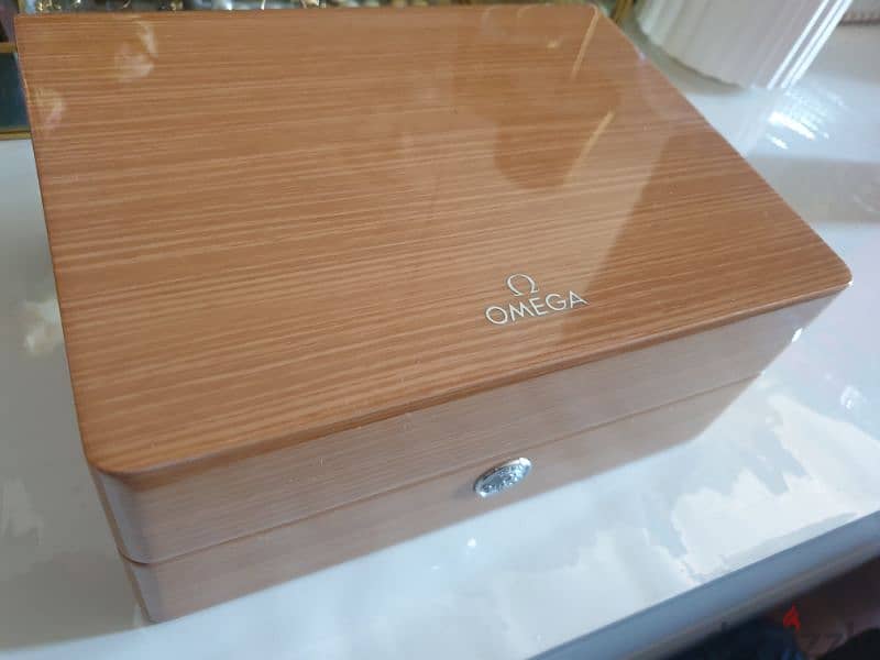 Omega watch box 1