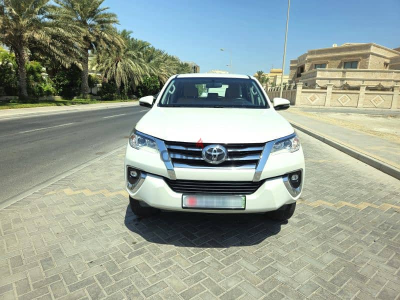 TOYOTA FORTUNER 2.7 LITRE MODEL 2019 7 SEATER SUV 2