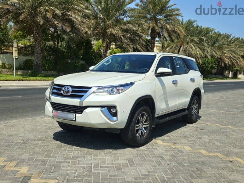 TOYOTA FORTUNER 2.7 LITRE MODEL 2019 7 SEATER SUV 3