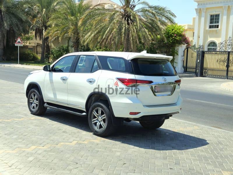 TOYOTA FORTUNER 2.7 LITRE MODEL 2019 7 SEATER SUV 4