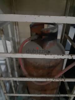 Gas cylinder medium size with regulator and stove