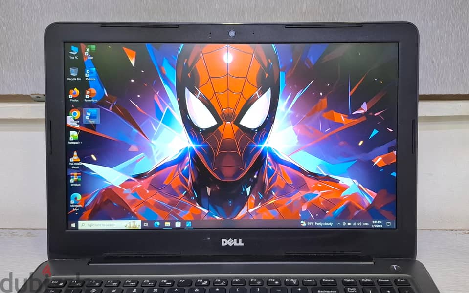 DELL Graphics Laptop Core i7 7th Generation AMD 4GB Graphic 16GB RAM 9