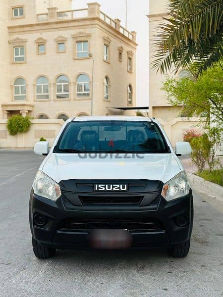 Isuzu D-Max 2020. Single owner used pickup. Zero accident. 1