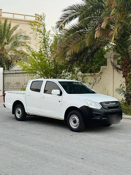 Isuzu D-Max 2020. Single owner used pickup. Zero accident. 5