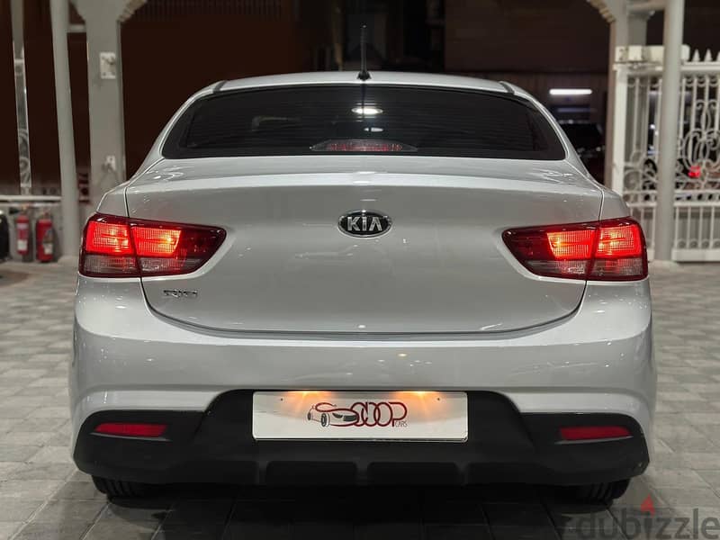 Kia Rio 2018 8