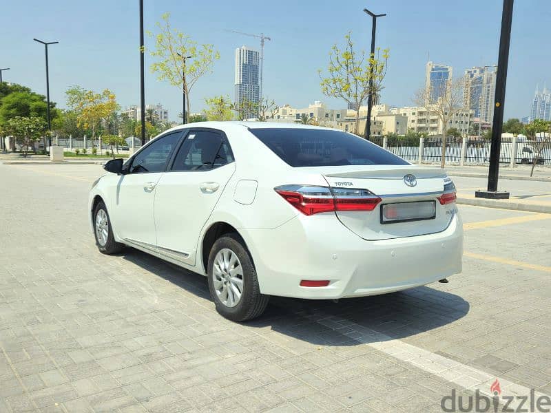 Toyota Corolla 2.0 XLI 2019 Excellent Condition 5