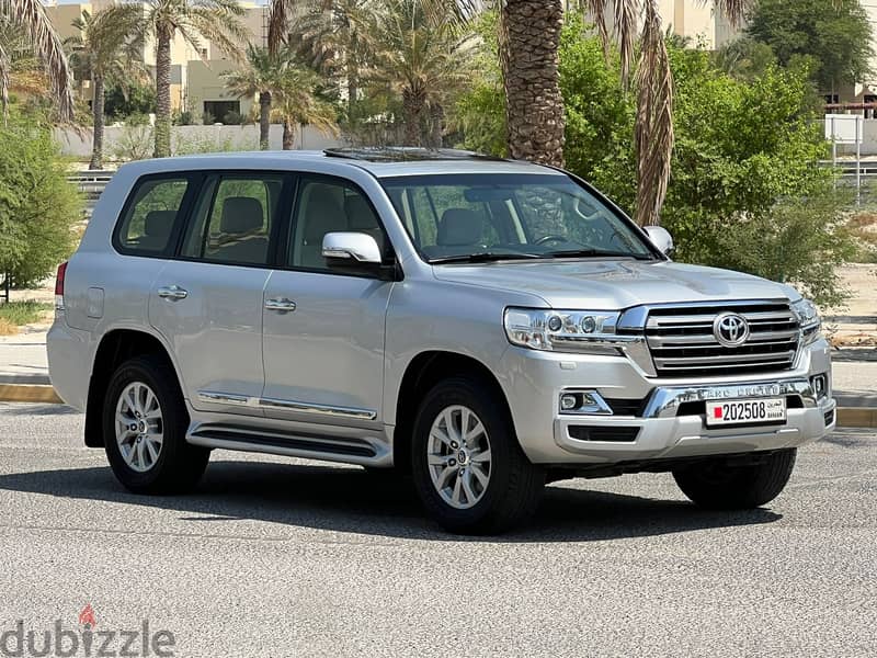 LAND CRUISER GXR V6 MODEL 2019 FOR SALE 1