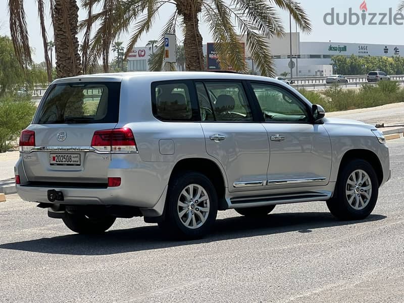 LAND CRUISER GXR V6 MODEL 2019 FOR SALE 4