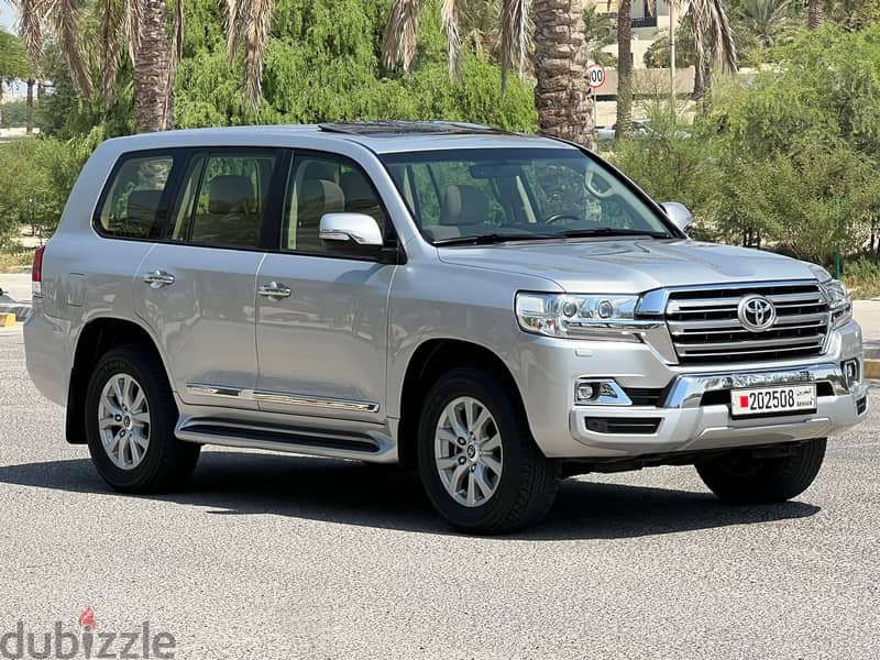 LAND CRUISER GXR V6 MODEL 2019 FOR SALE 7