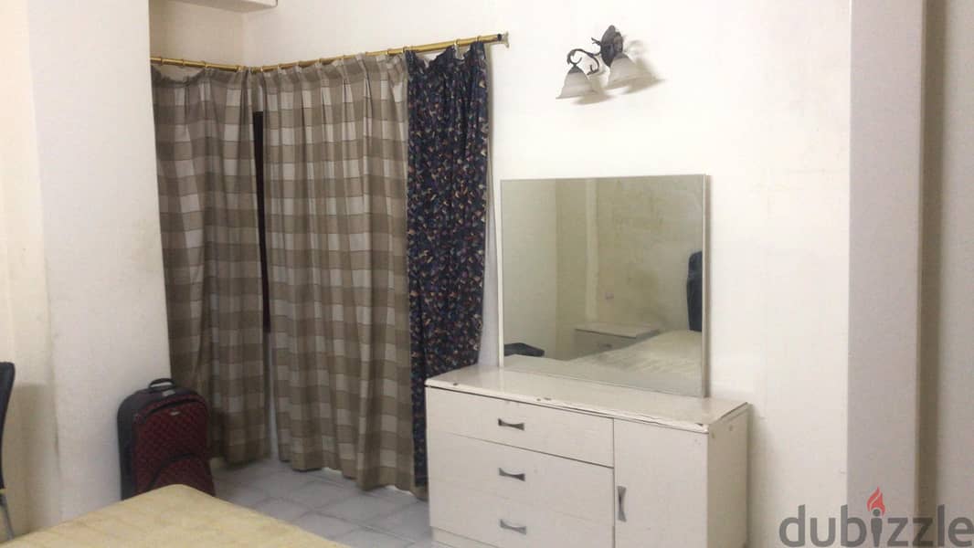 Single Room In A  2BHK Appartment With EWA 5