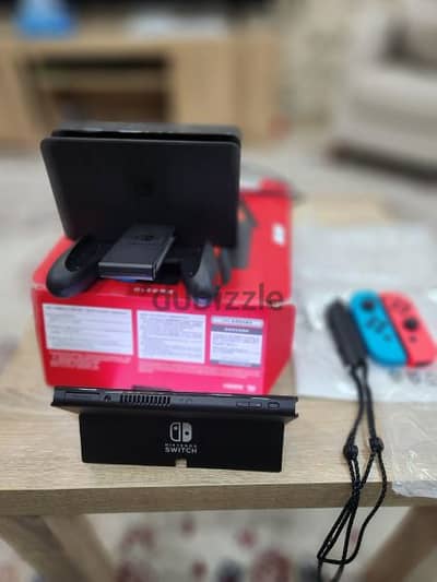 less than 1 month use nintendo OLED nintendo switch.