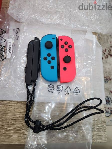 less than 1 month use nintendo OLED nintendo switch. 4