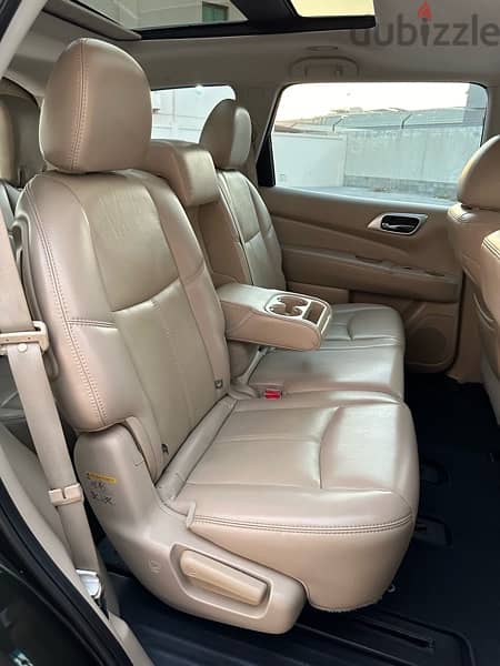 Nissan Pathfinder 2016 65km only full option (2WD) 7