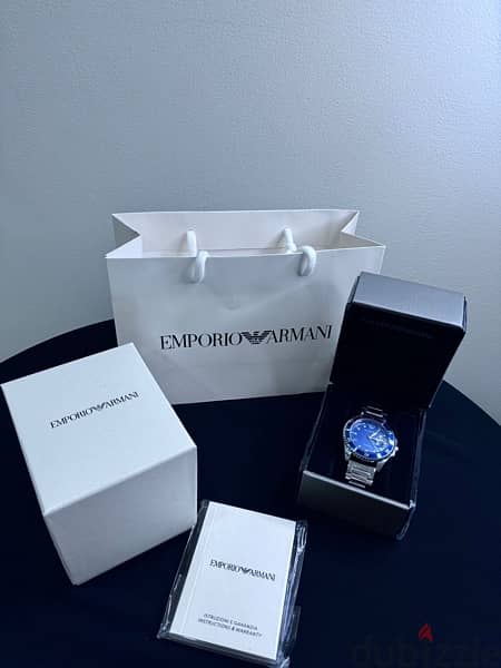 Emporio Armani watch, original, new, unused, with all accessories. 3