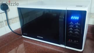 Samsung Microwave in excellent condition for sell 0