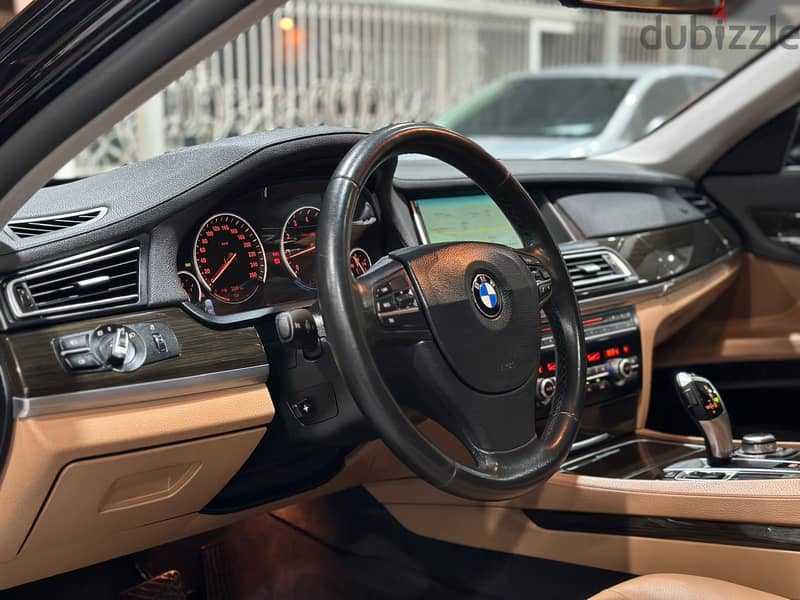 BMW 7-Series 2013 4