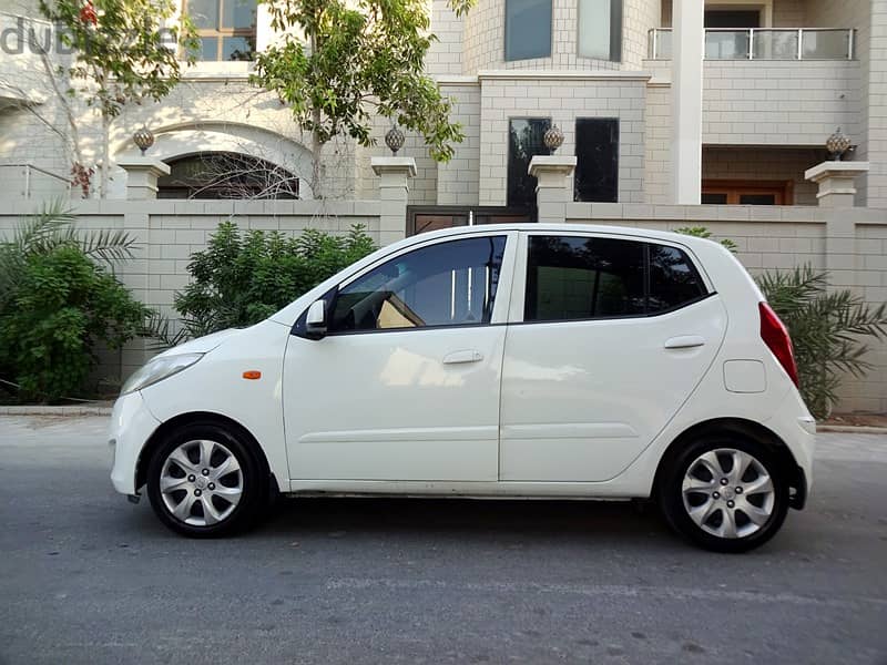 Hyundai I10 1.2 L 2013 White Well Mainatained Urgent Sale 1