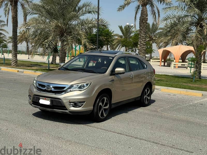 BYD S7 / 2017 (Gold) 1