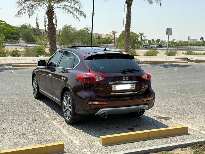 Infiniti QX50 2016 red 5