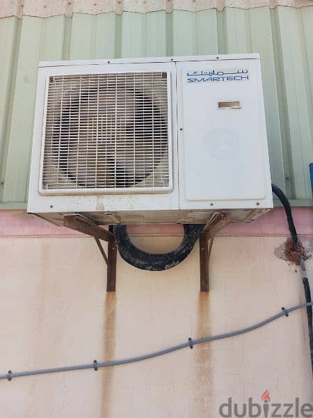 One smarteh and six Gree ac 600bd 7 with coper pipe running condition 4