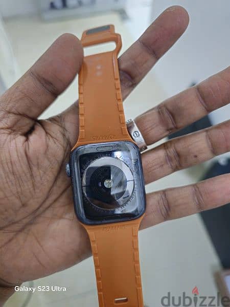 apple watch original series 5 44mm sale or exchnage with samsung watch 2