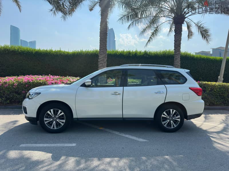 Nissan Pathfinder 2018 4