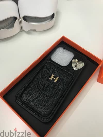 5 bd hermes case 15 pro