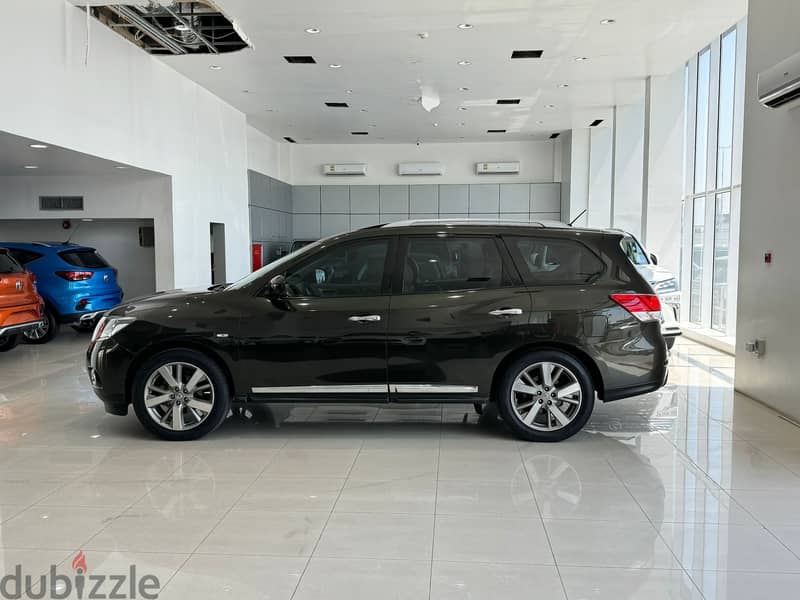 Nissan Pathfinder 2016 green 2